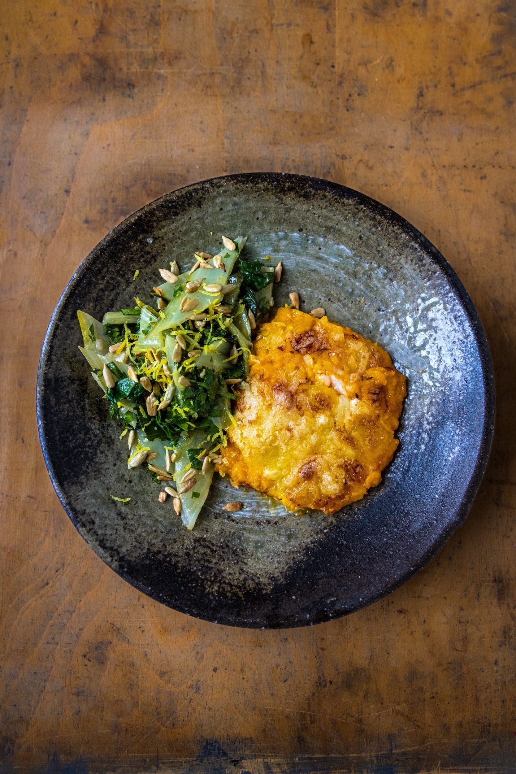 Hokkaido græskargratin, mandarin og sølvbedesalat af Francis Cardenau